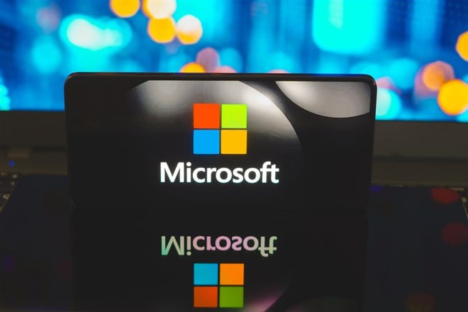 microsoft logo on smartphone screen